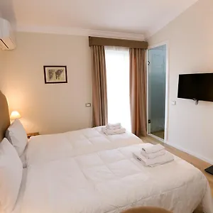 **** Hotell Hermes Albanien